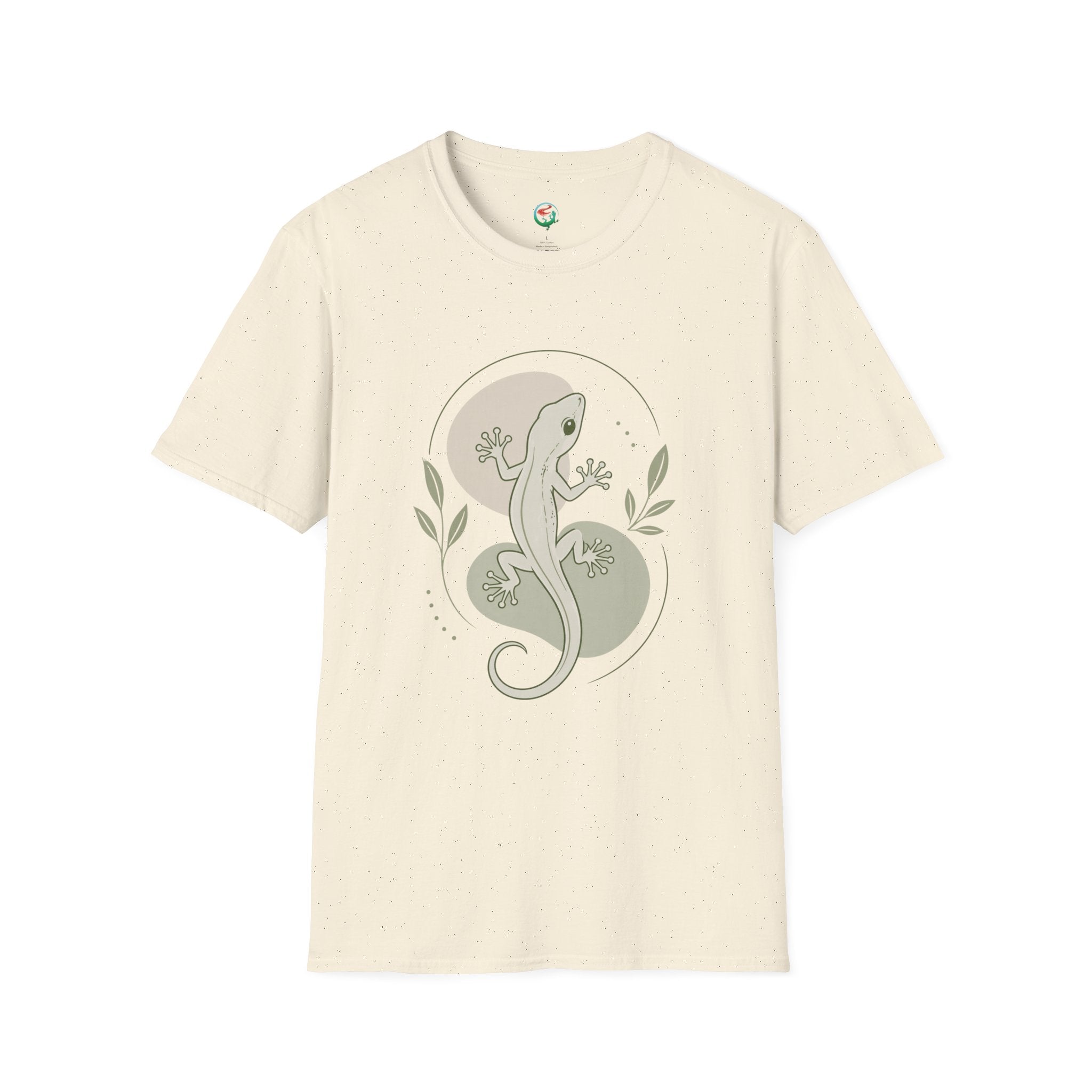 Lizard Graphic T-Shirt — Minimalist Gecko Nature Tee