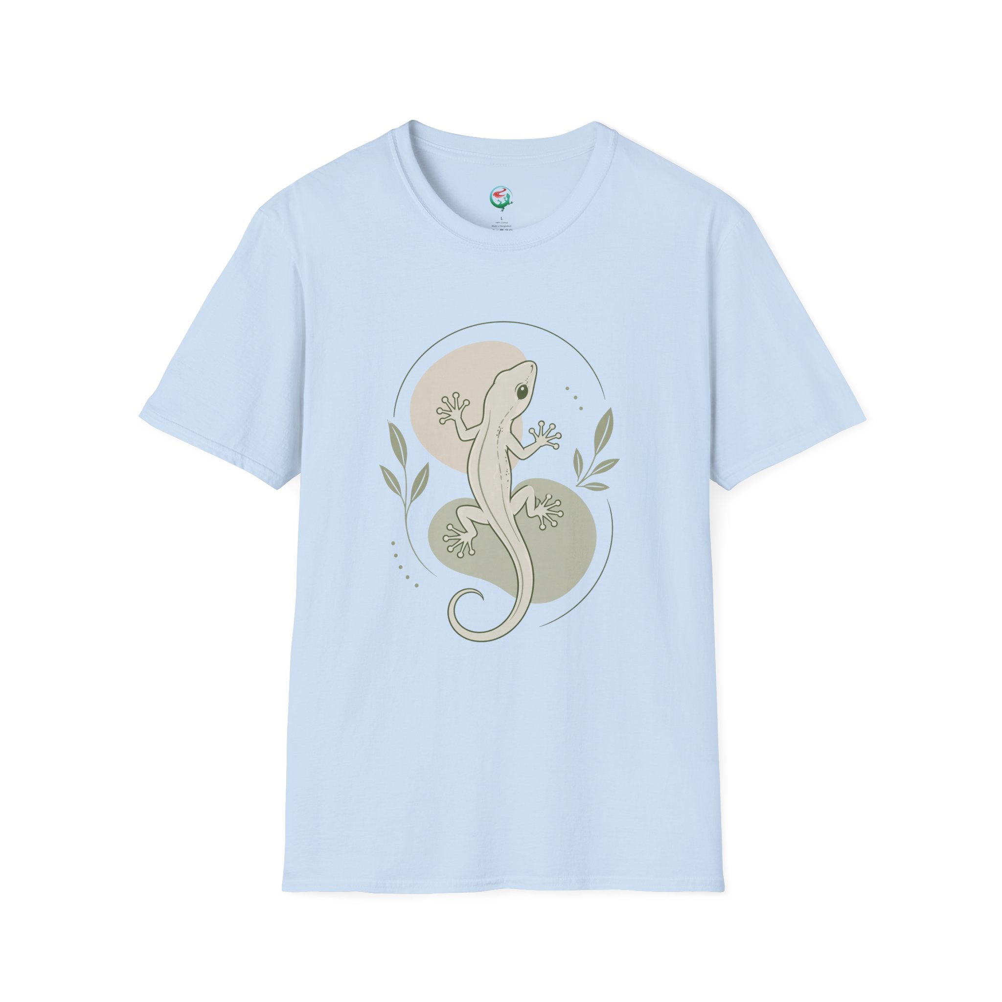 Lizard Graphic T-Shirt — Minimalist Gecko Nature Tee