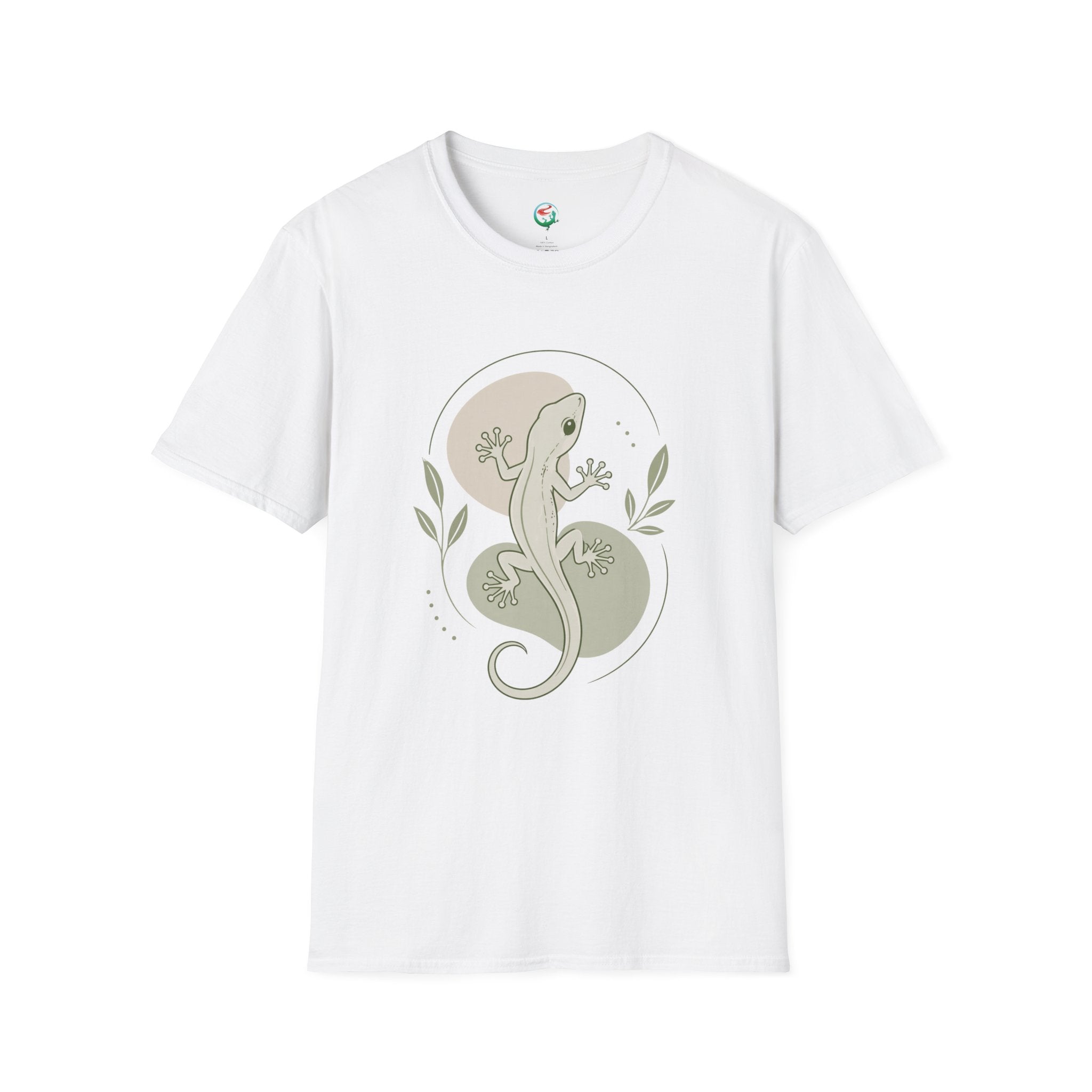 Lizard Graphic T-Shirt — Minimalist Gecko Nature Tee