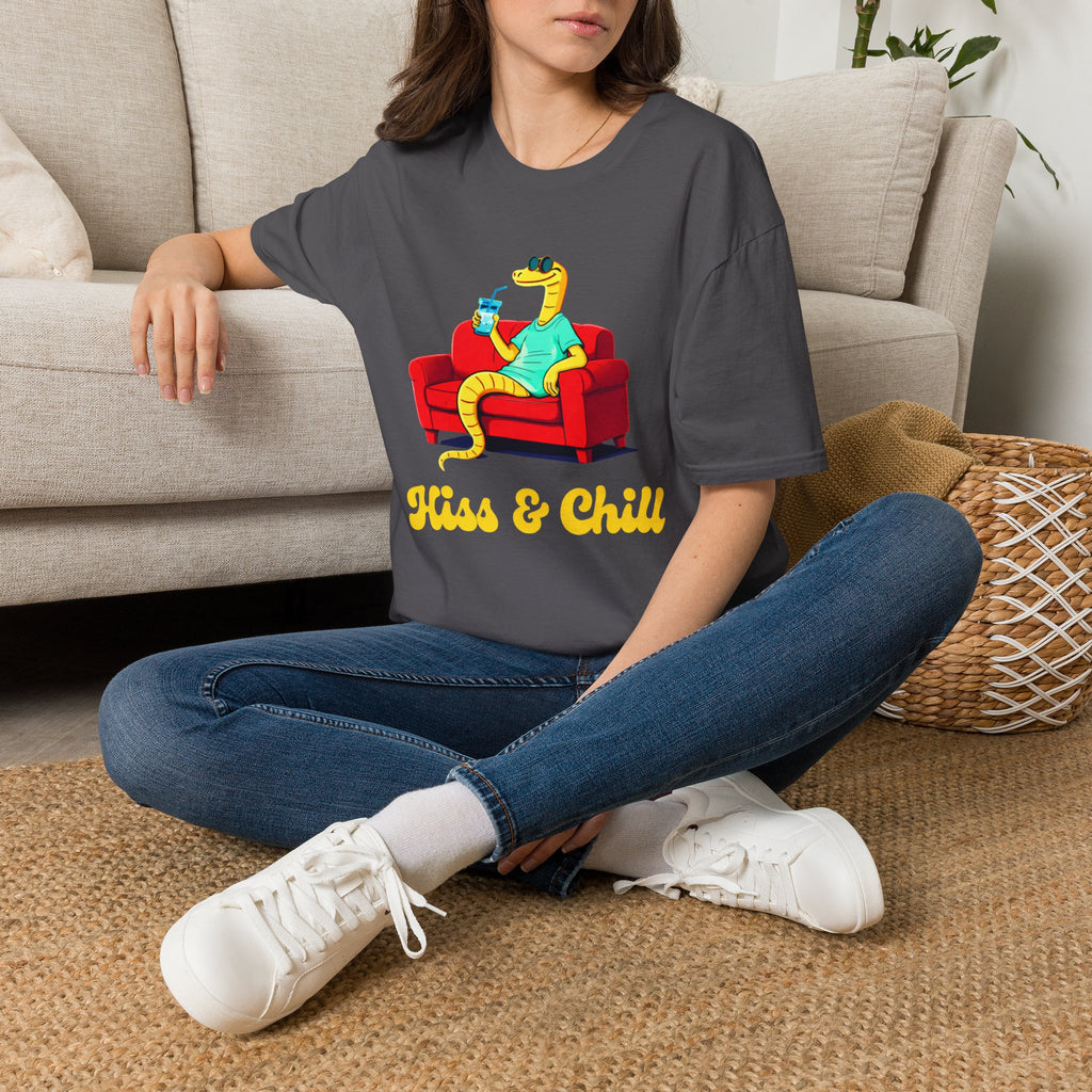 T-Shirt — 'Kiss & Chill' Relaxed Snake Graphic Tee