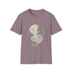 Lizard Graphic T-Shirt — Minimalist Gecko Nature Tee