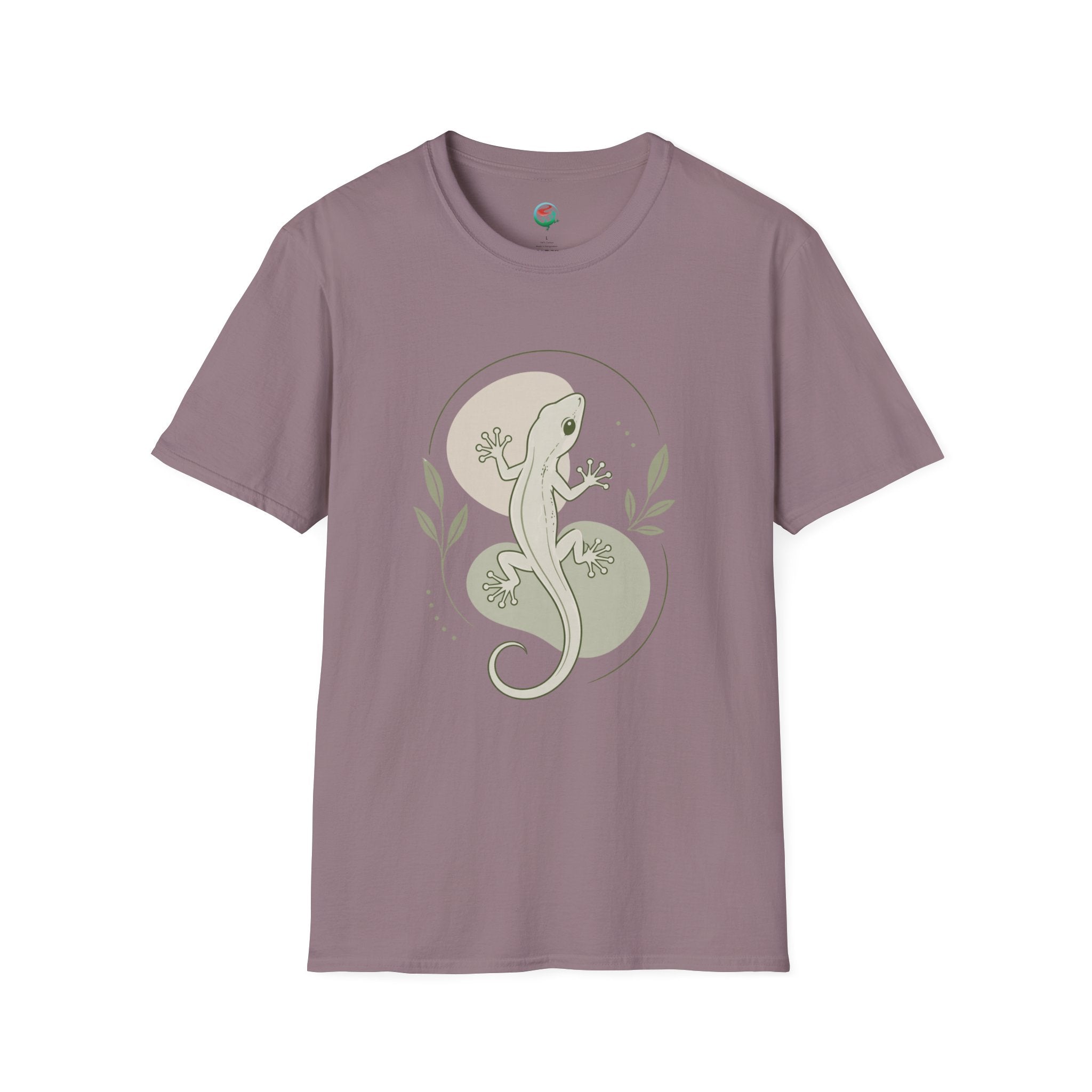 Lizard Graphic T-Shirt — Minimalist Gecko Nature Tee