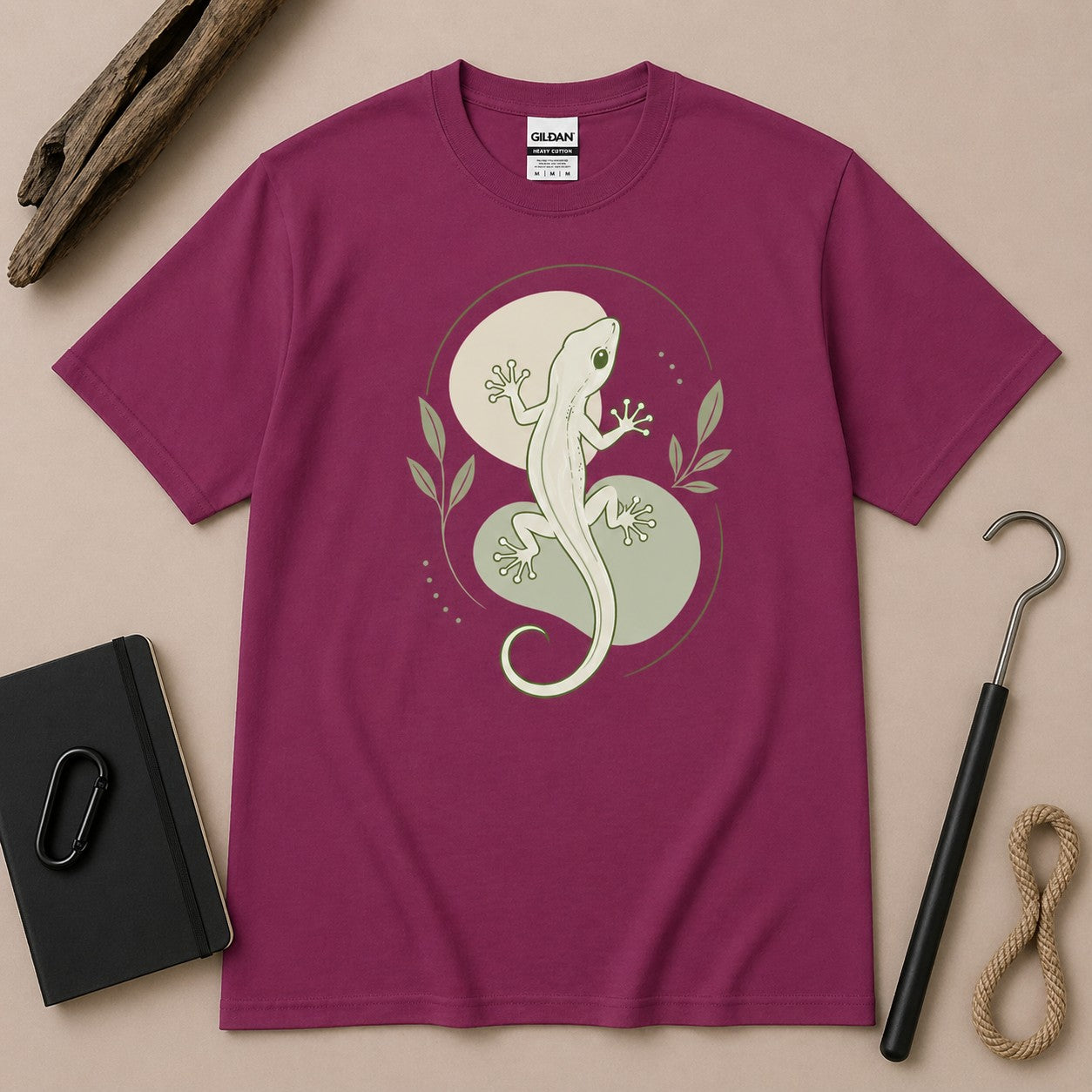 Minimalist Gecko T-Shirt | Aesthetic Reptile Lover Nature Tee