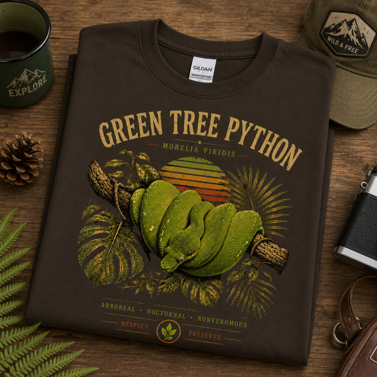 Green Tree Python Vintage Reptile Graphic T-Shirt | Morelia viridis Tee