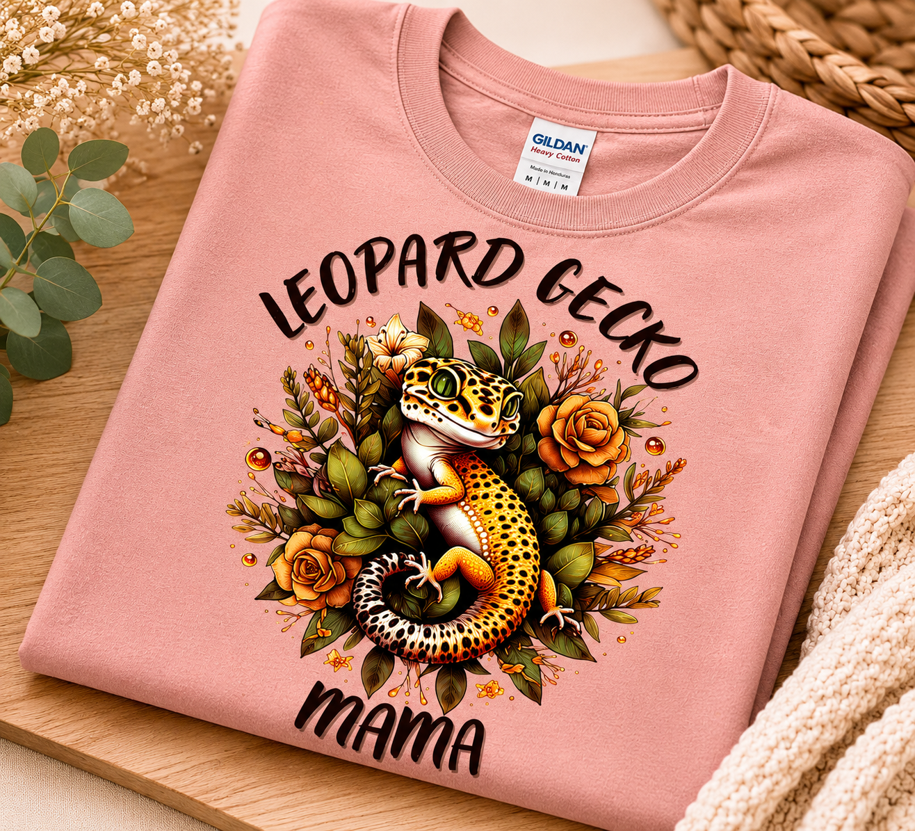 Leopard Gecko Mama Shirt | Cute Reptile Mom Graphic Tee